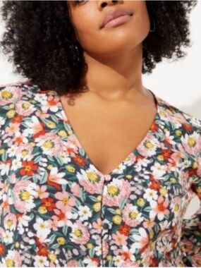 LOFT Multicolor Floral Button-Front Tie Hem Blouse